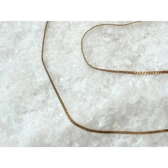 Vintage Gold Tone Avon Beaded Pearl Adorned Necklace - 17" - Picture 3 of 6